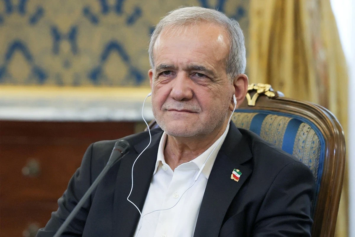 Rencontre entre le président iranien et l’émir du Qatar à Moscou, selon les médias d’État iraniens