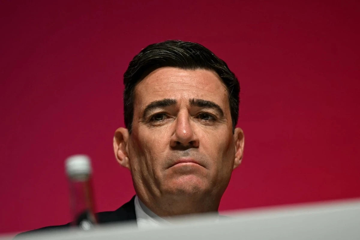 Incident près d'une base militaire en Angleterre: de «fortes indications» de l'implication de l'Iran, selon Burnham
