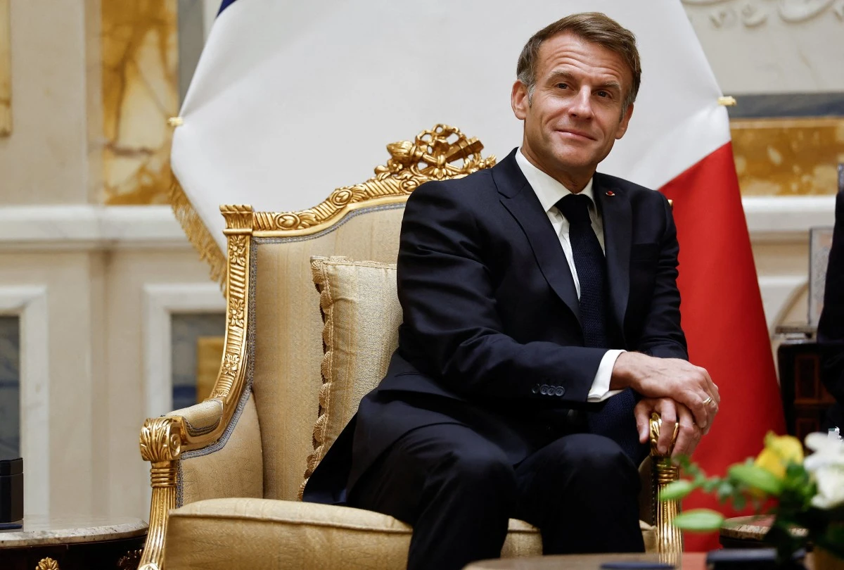 Emmanuel Macron entame une tournée dans le Golfe 