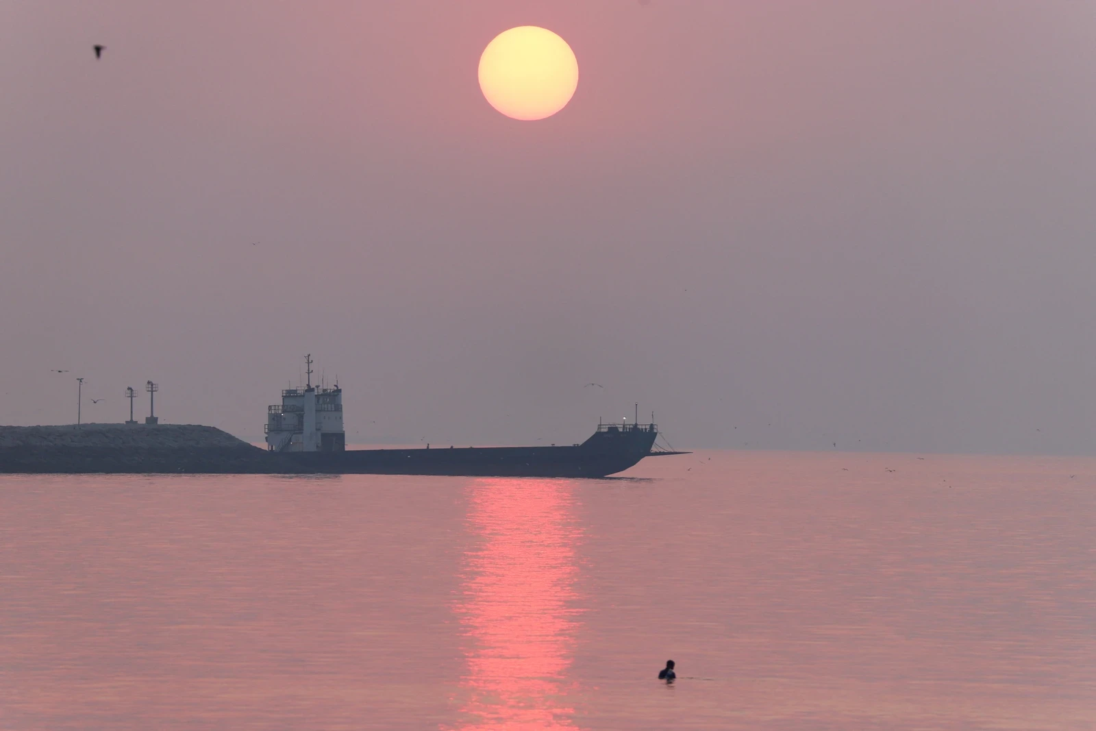 L'Iran menace de nouvelles frappes, dans l'attente d'une réponse américaine à son plan pour Ormuz