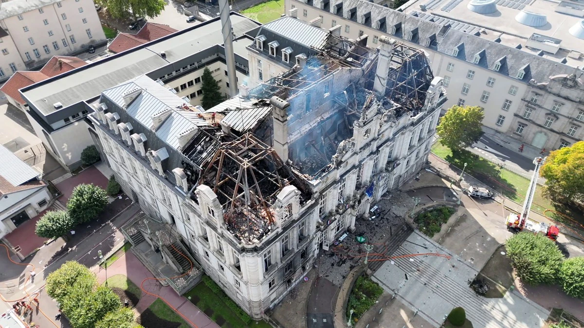 Mairie de Limoges incendiée : un suspect interpellé en Haute-Vienne