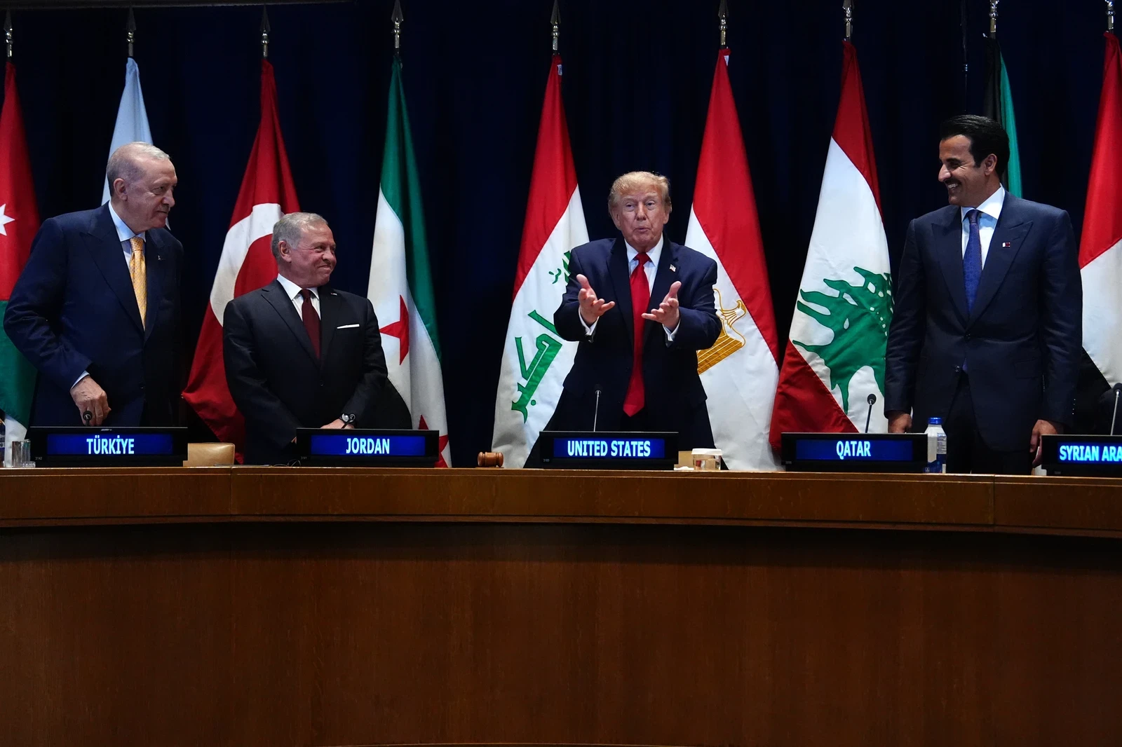 Trump : « Un élan considérable » pour l'accord avec l'Iran, mais le temps presse pour que ce pays « survive en tant que nation »