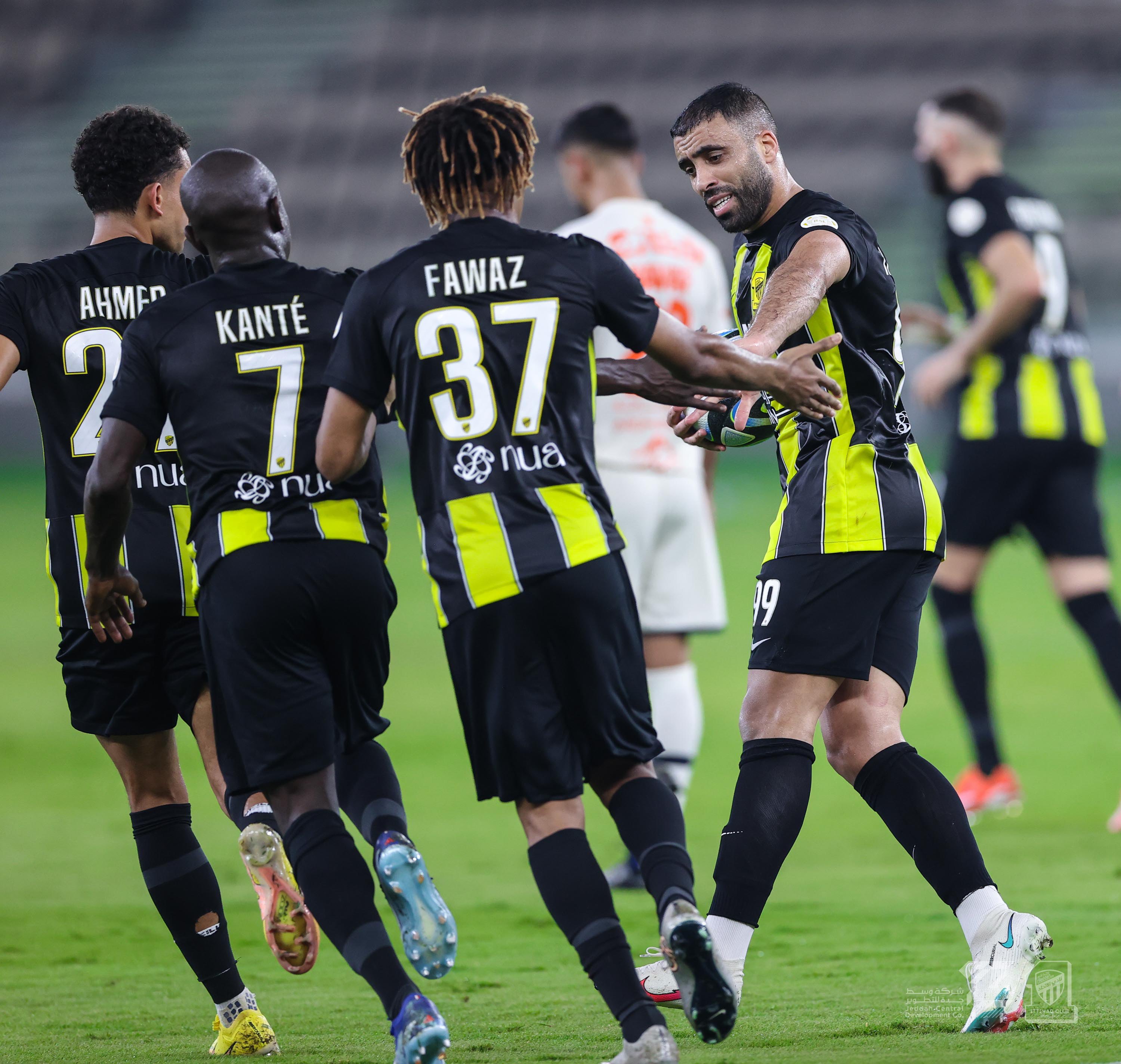 (X: @Ittihad)