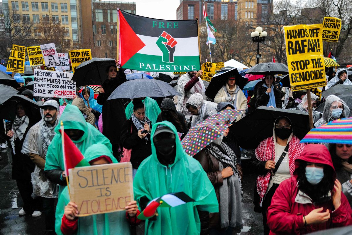 Protesters rally during the "Hands Off Rafah, Ceasefire Now, Stop the Genocide!" rally in New York on March 2, 2024. (AFP)