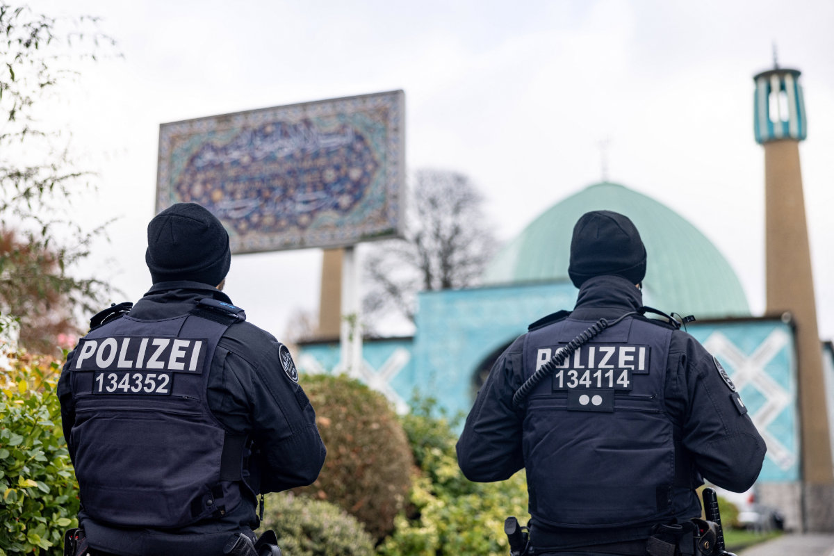 German police searched the Islamic Center of Hamburg on Nov. 16, 2023, over suspected links to the Iran-backed Hezbollah. (AFP)