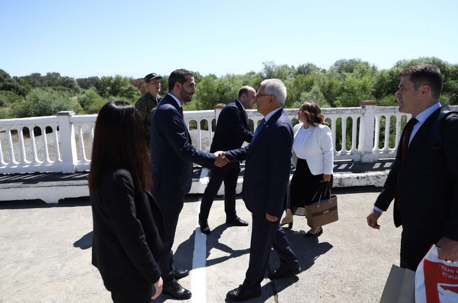 A picture published by Armenian media shows Turkish and Armenian officials meeting at the Margara checkpoint. (Social media)