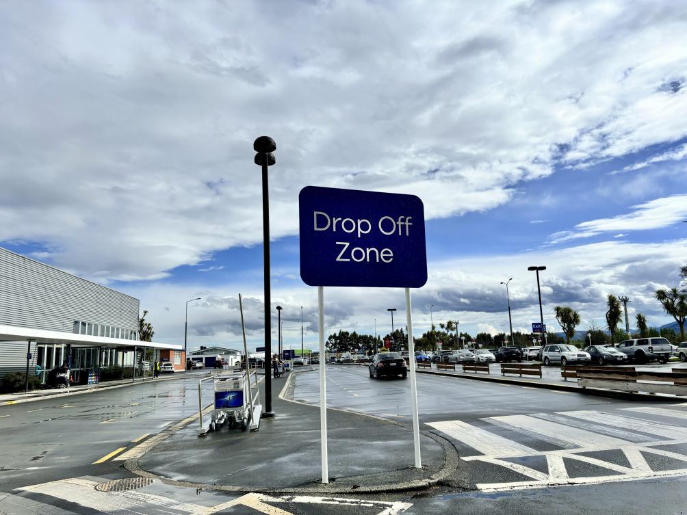 Travelers leaving the New Zealand city of Dunedin will have to keep their emotional farewells brief after a new three-minute time limit. (AP)