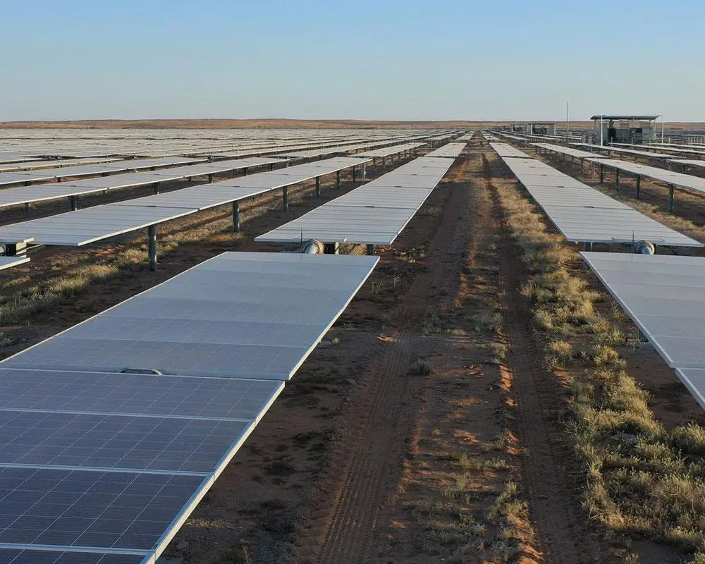A view of the Shuaibah Solar Photovoltaic Independent Power Plant Project in Makkah region. (SPA/File)