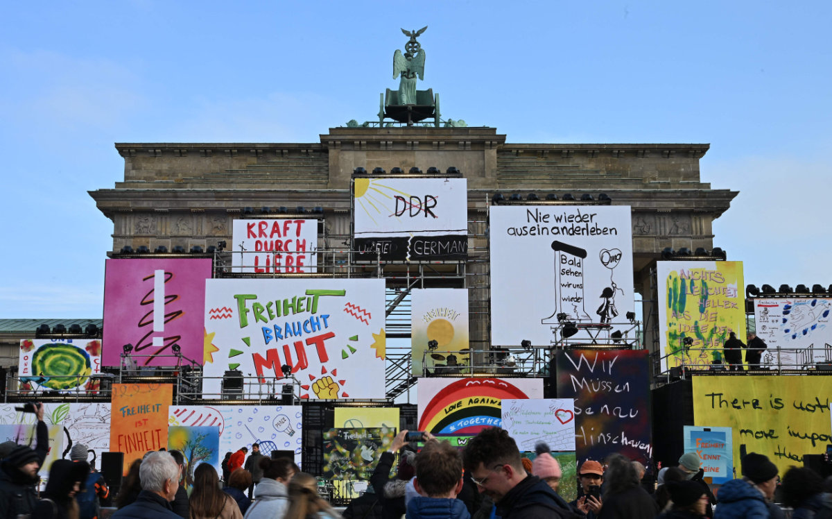 A view of Brandenburg gate on Nov. 9, 2024, ahead of the 35th anniversary celebrations of the fall of the Berlin Wall. (AFP)