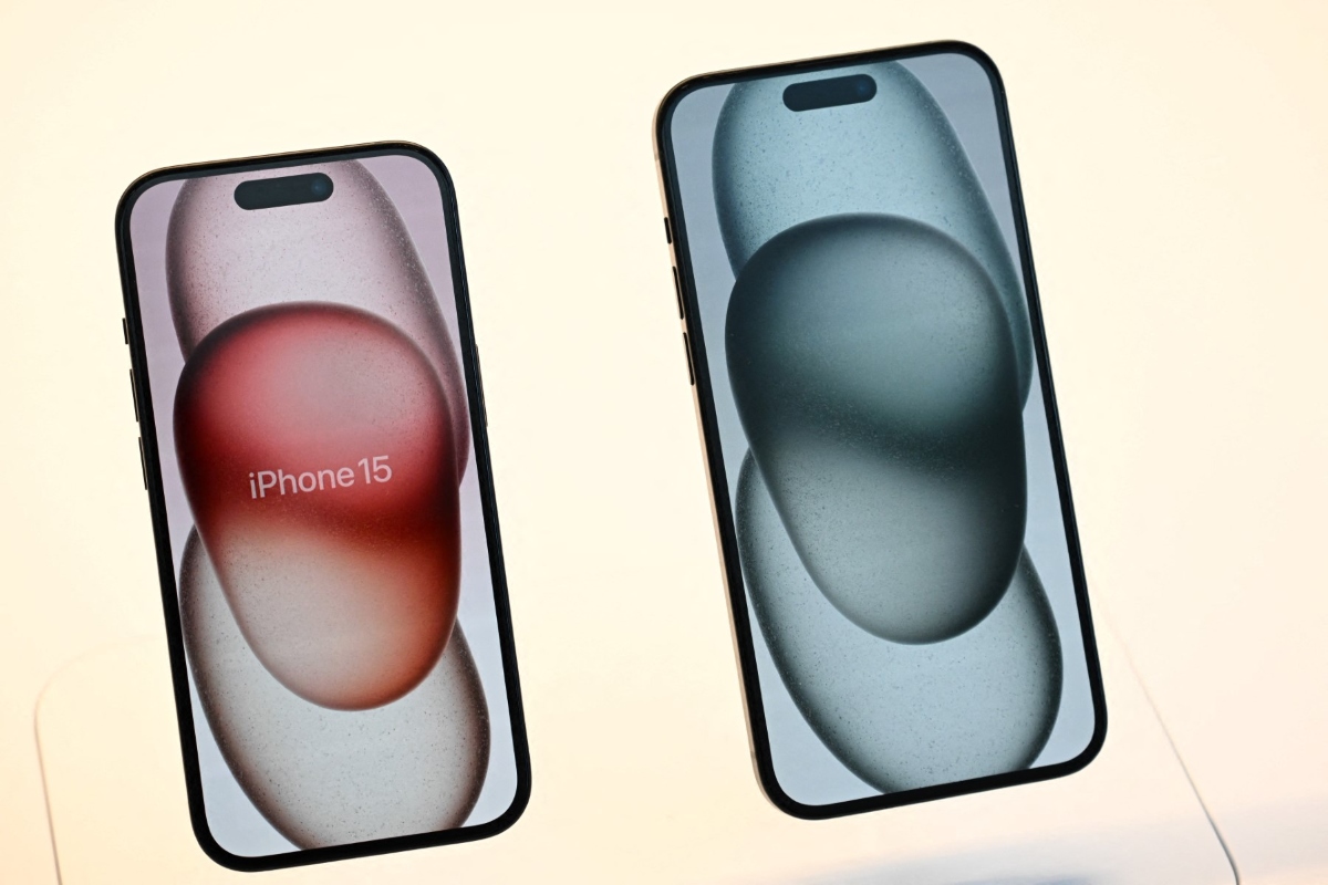 In 2023, Apple unveiled a mixed-reality headset that has been little more than a niche product, and last year WWDC trumpeted its first major foray into the AI craze with an array of new features highlighted by the promise of a smarter and more versatile version of its virtual assistant, Siri. (AFP)