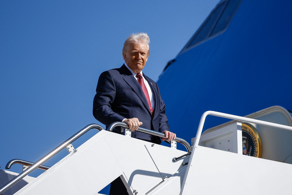 President Donald Trump boards Air Force One on November 05, 2025 at Joint Base Andrews, Maryland. (Getty Images via AFP)
