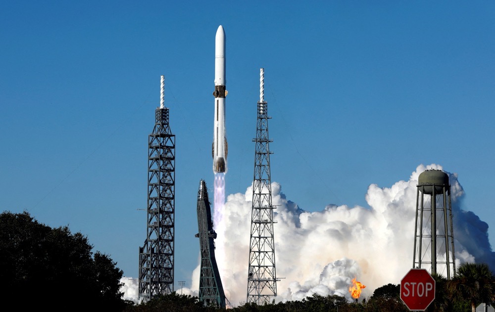 A Blue Origin New Glenn rocket launches. (Reuters/File)