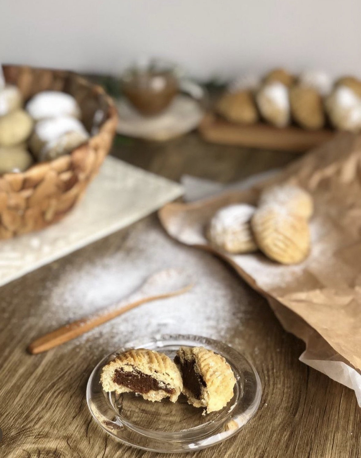 Almaamoul’s products are homemade in style and smaller in size than commercially available maamoul, and with less sugar. (Instagram: @almaamoul)