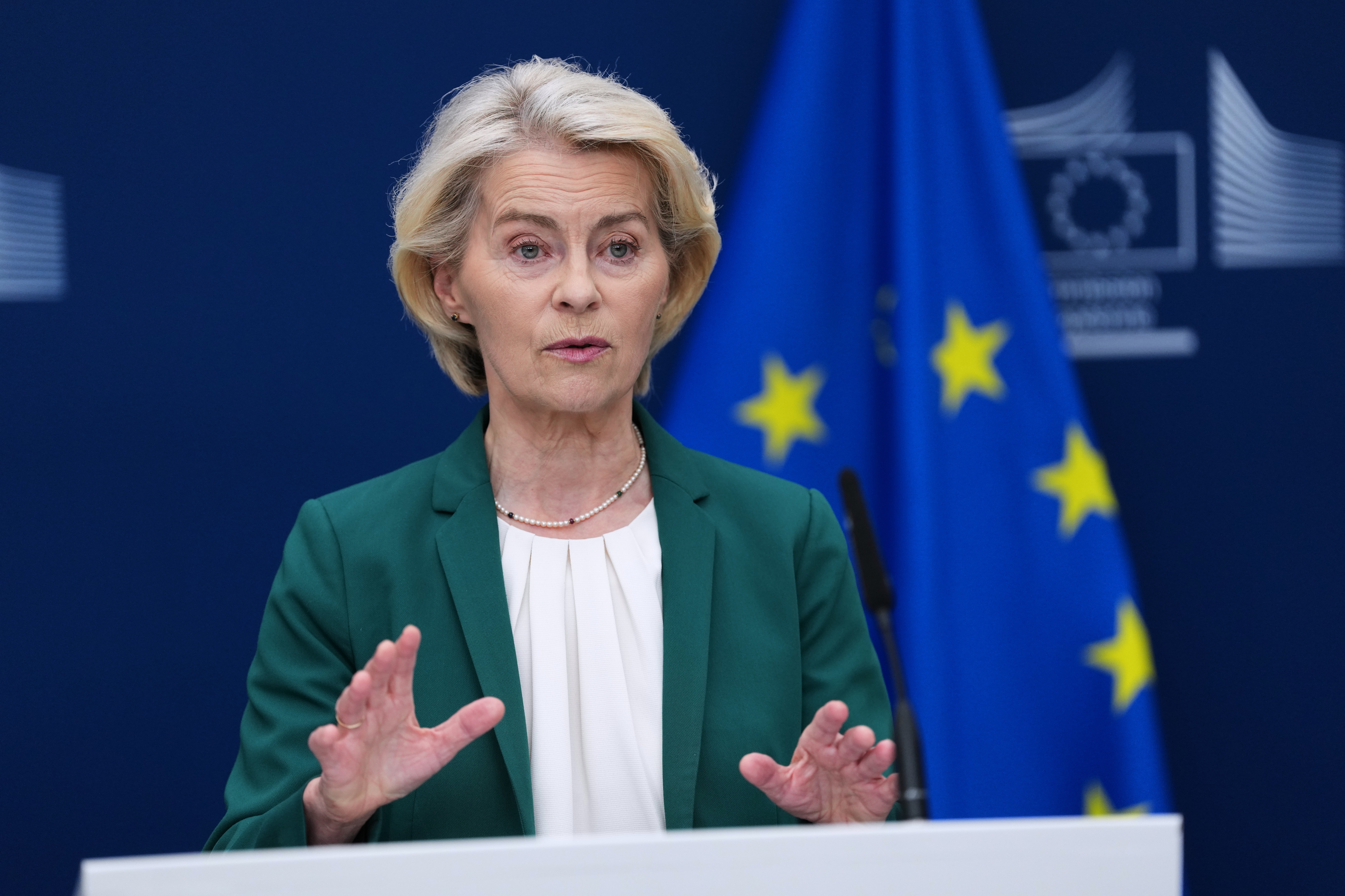 EU to propose law curbing social media for children Thursday