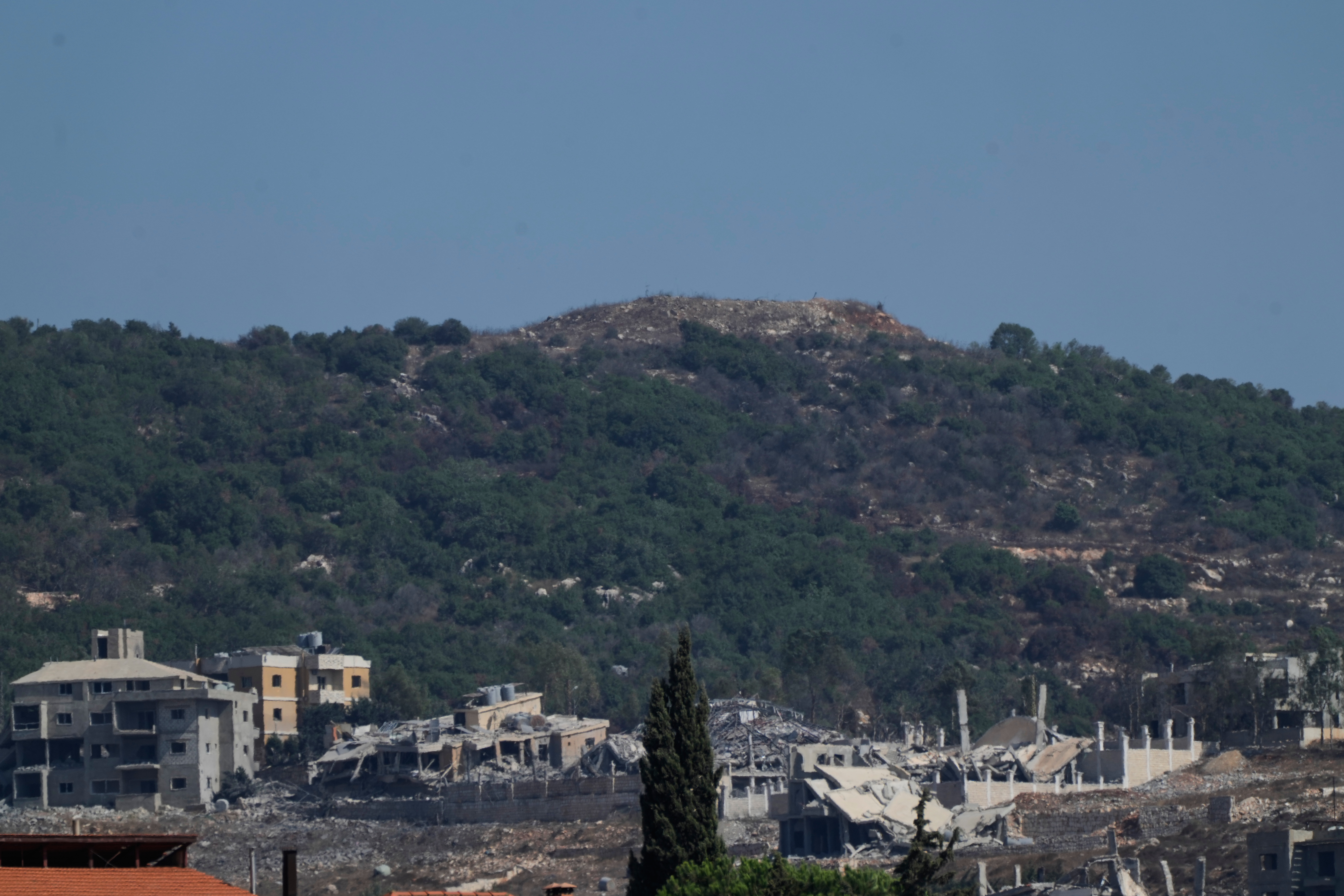 Israel defense minister warns Ali Taher ridge returnees will be destroyed