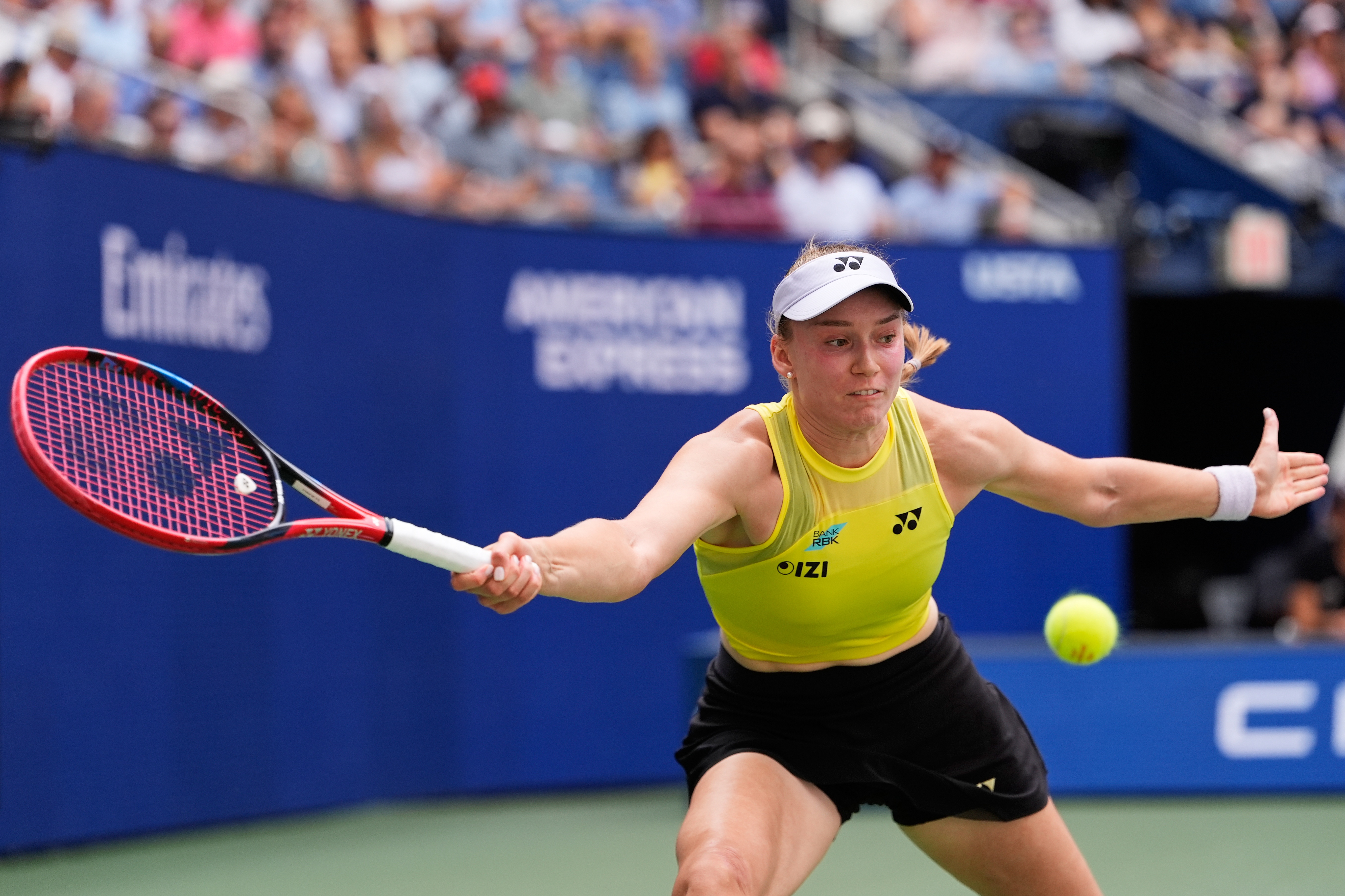 Elena Rybakina beats Zheng to reach US Open semifinals and move to No. 1 in the women’s rankings