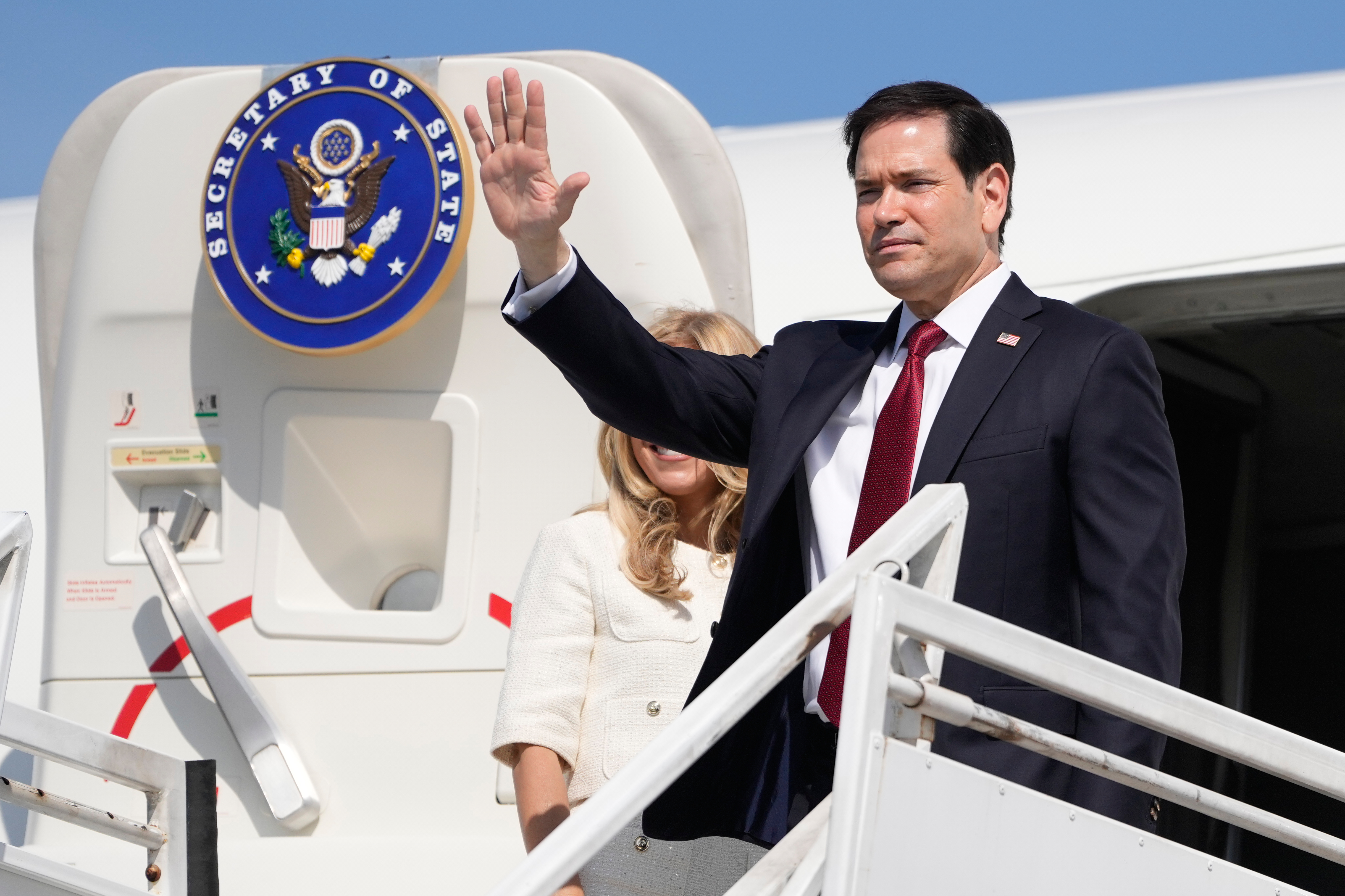 Rubio visits Ecuador as Trump-friendly leader helps the US counterdrug push in the region