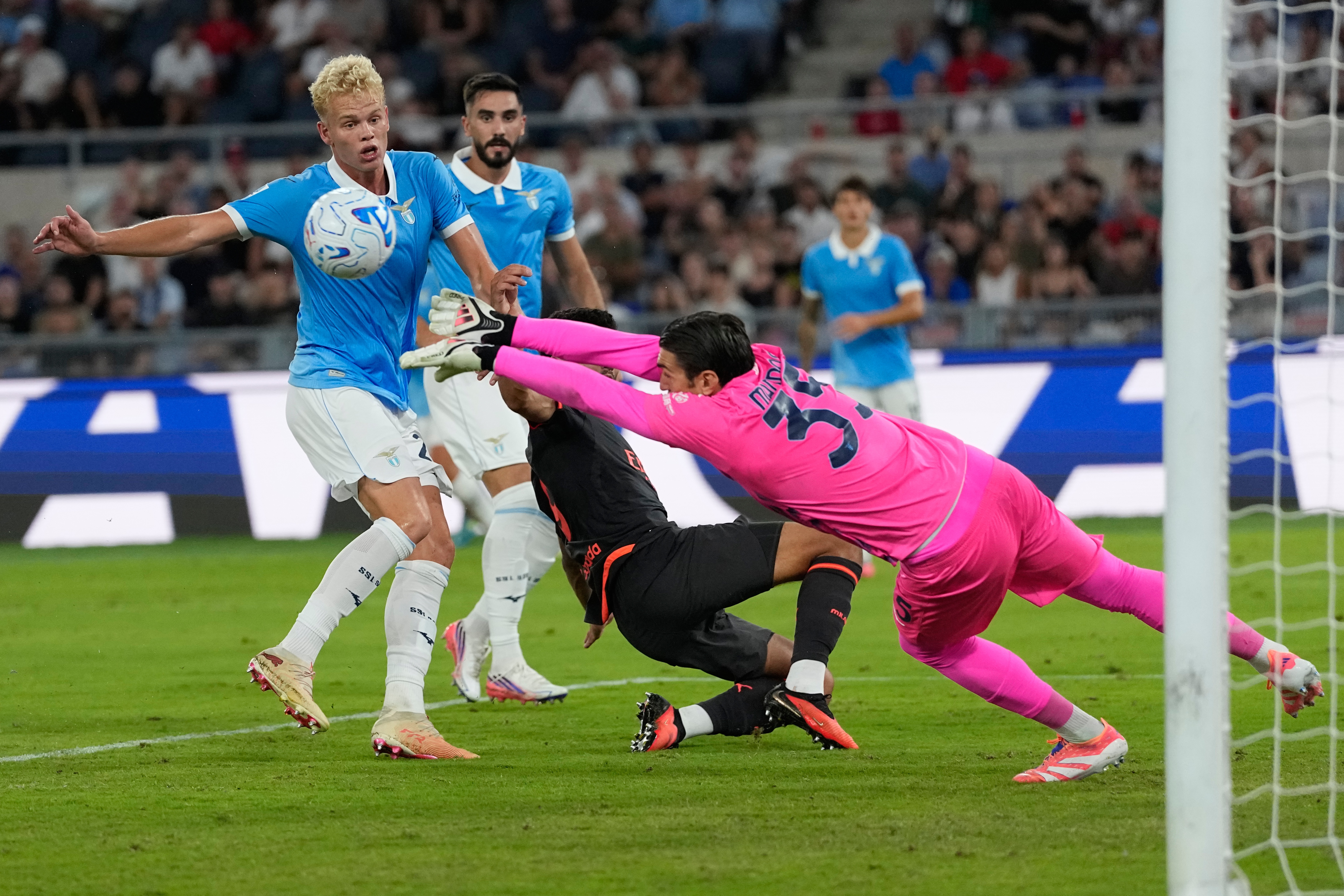 Moreira leads AC Milan fightback in Lazio draw