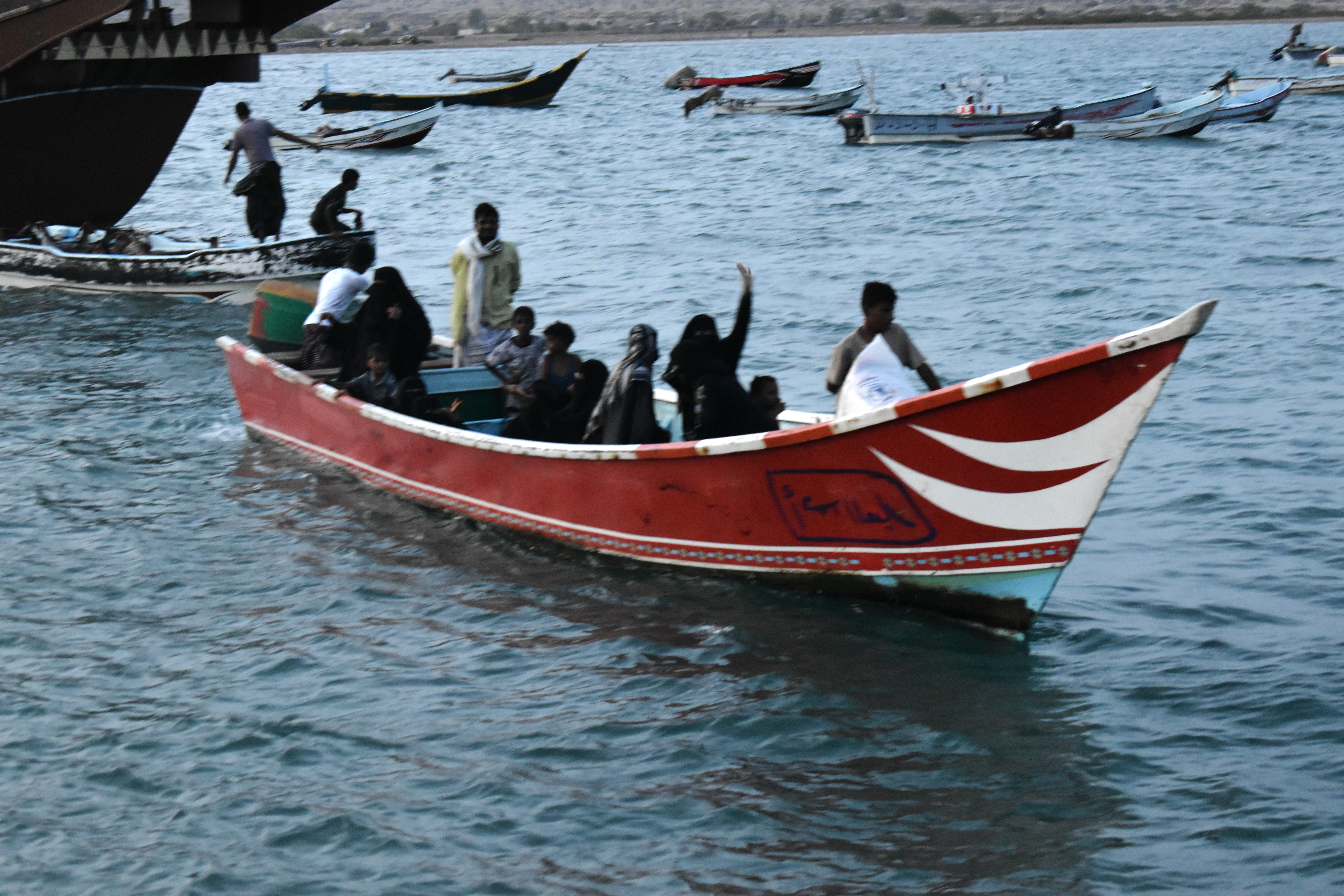 UN: More than 100,000 flee fighting in Yemen