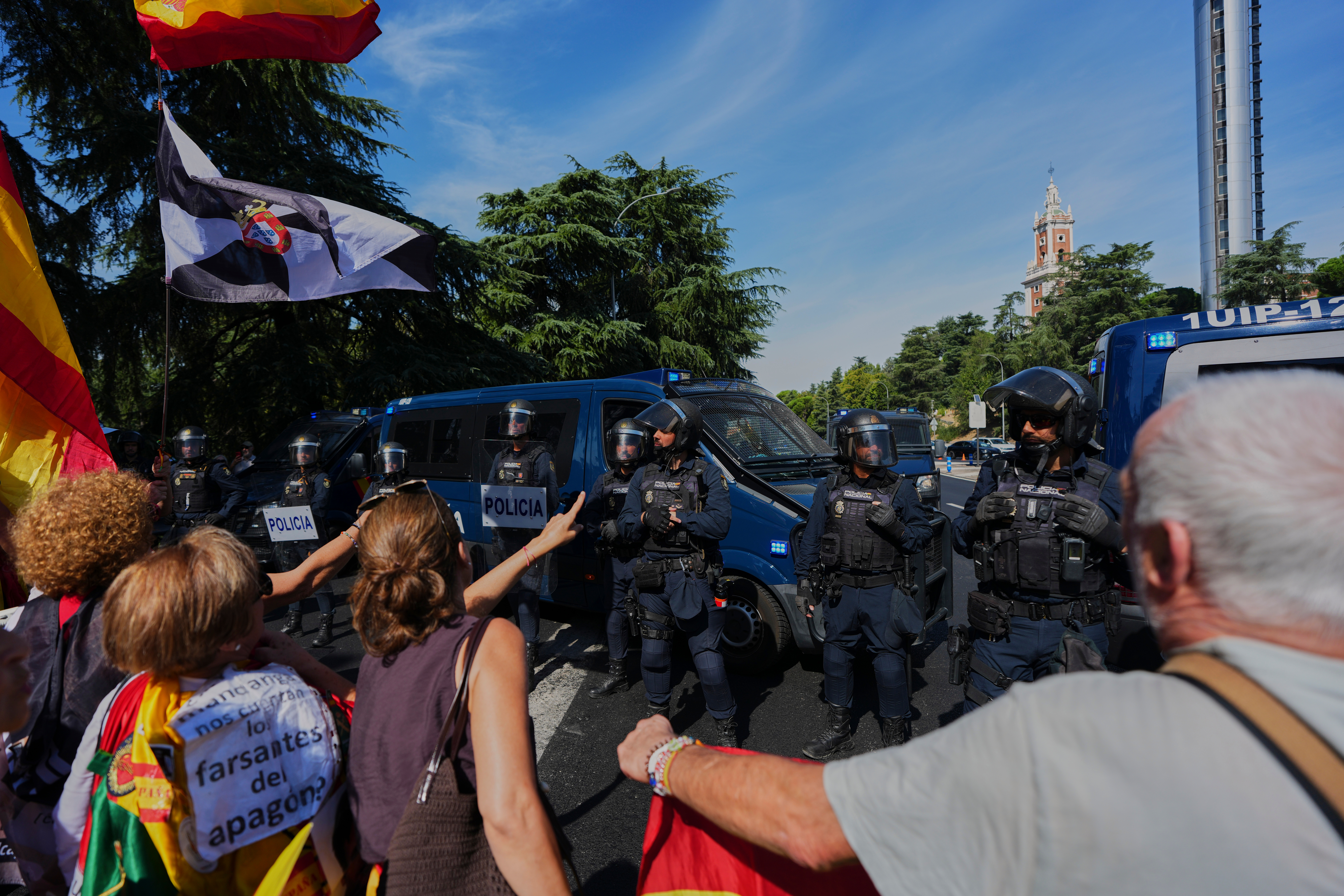 Thousands protest government in Madrid over Ceuta migrant crisis