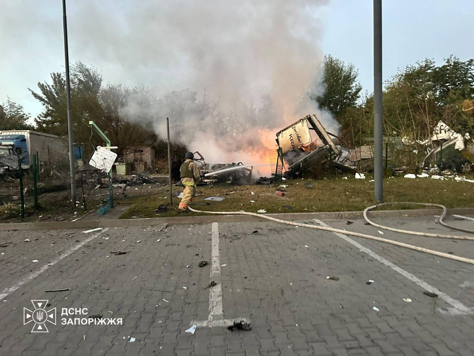 Strike on Ukrainian public buses leaves 30 dead as blackouts worsen in Kyiv