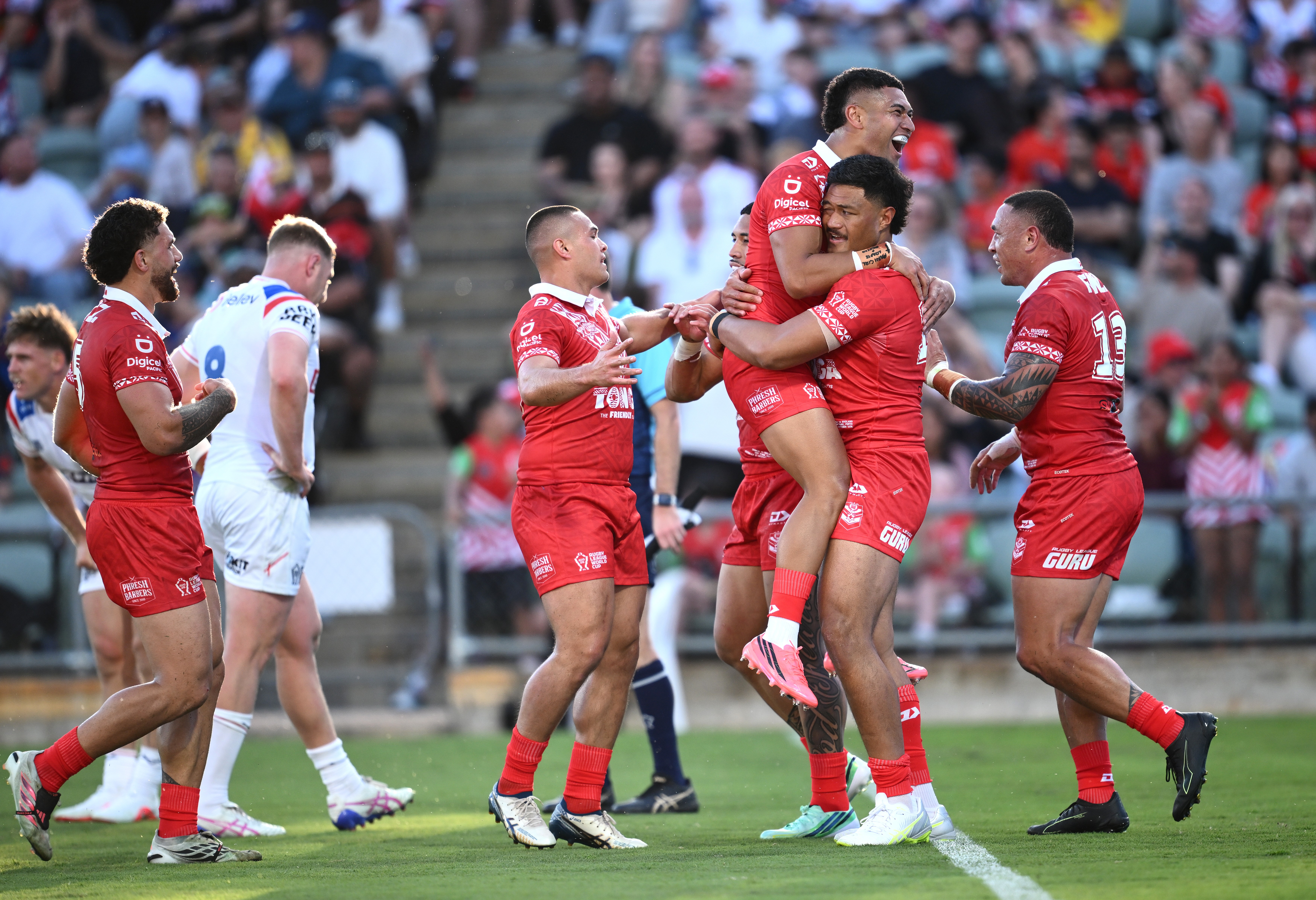 Gritty Tonga overwhelm England 30-12 at Rugby League World Cup