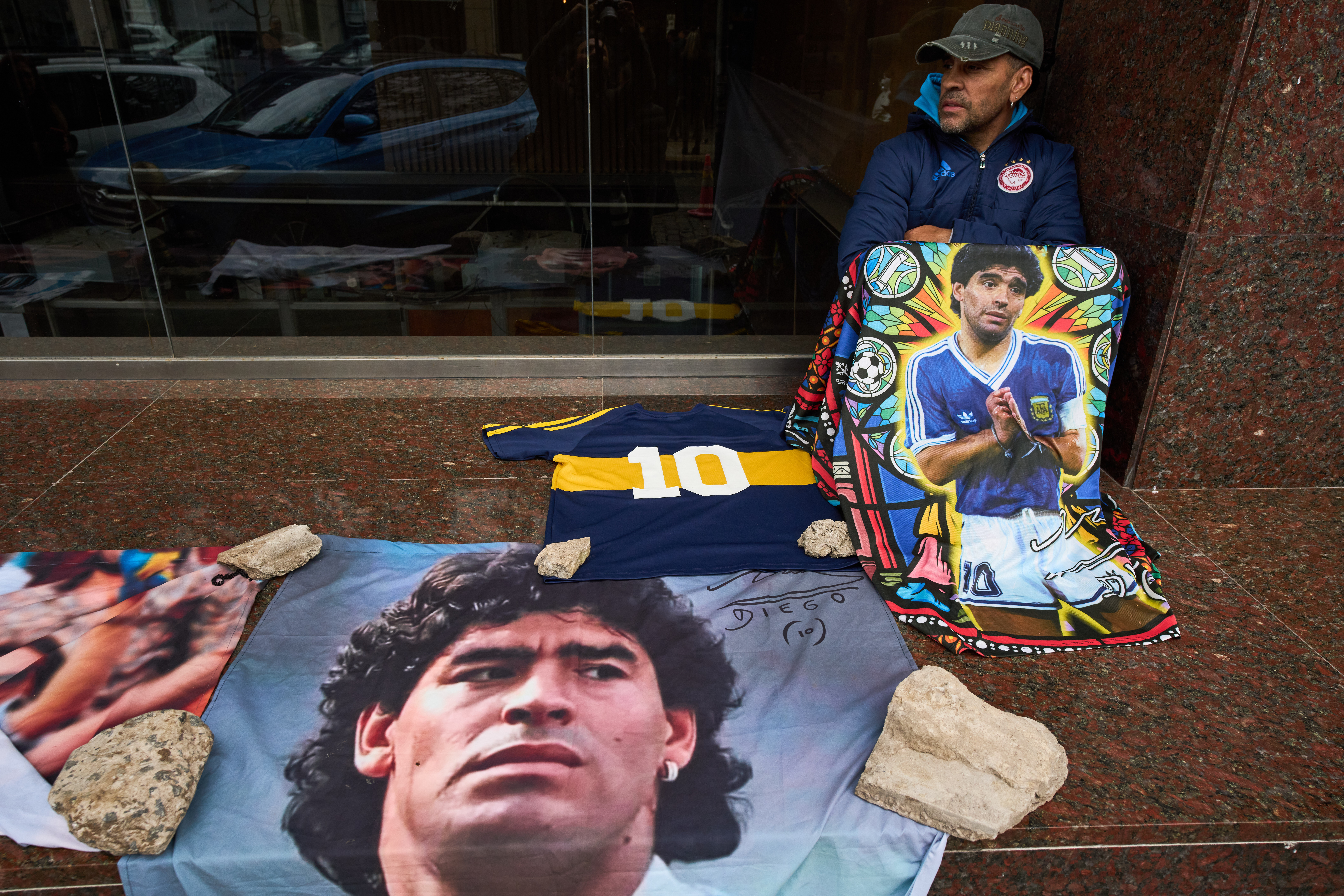 Maradona doctor was made ‘scapegoat’ for his death, Argentine court told