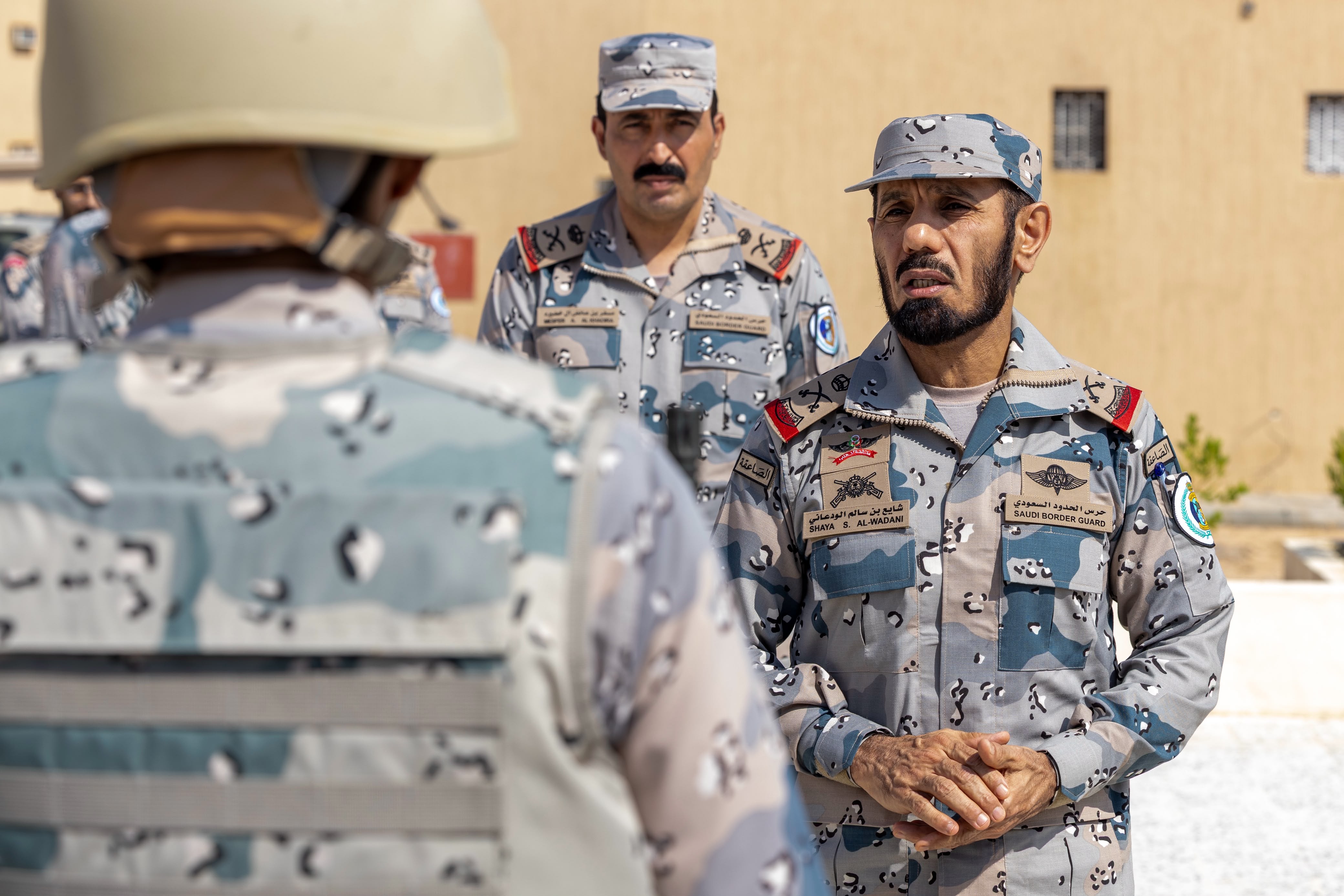 مدير عام حرس الحدود يتفقد المراكز الحدودية بنجران