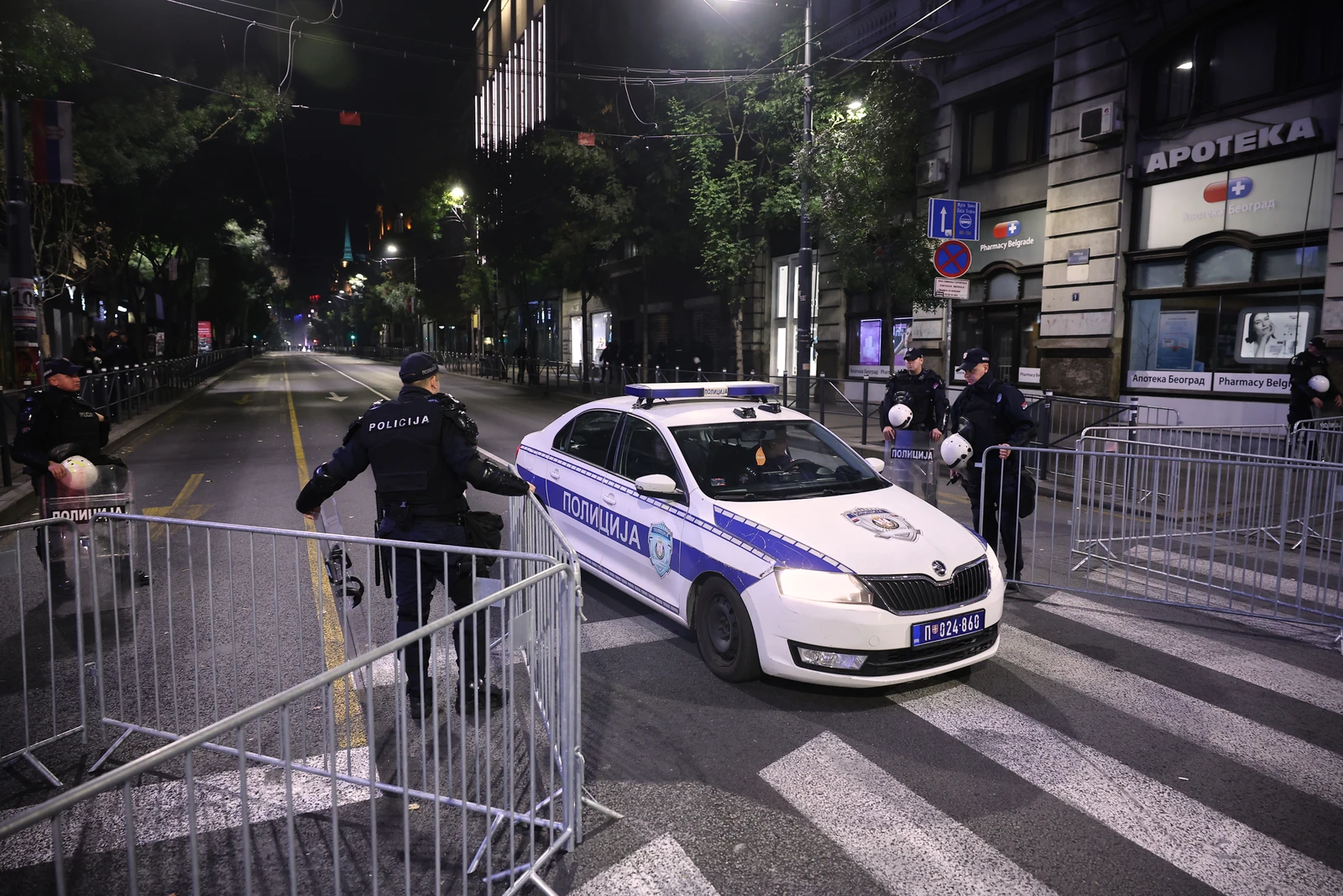 Attacker killed outside Belgrade’s Israeli embassy