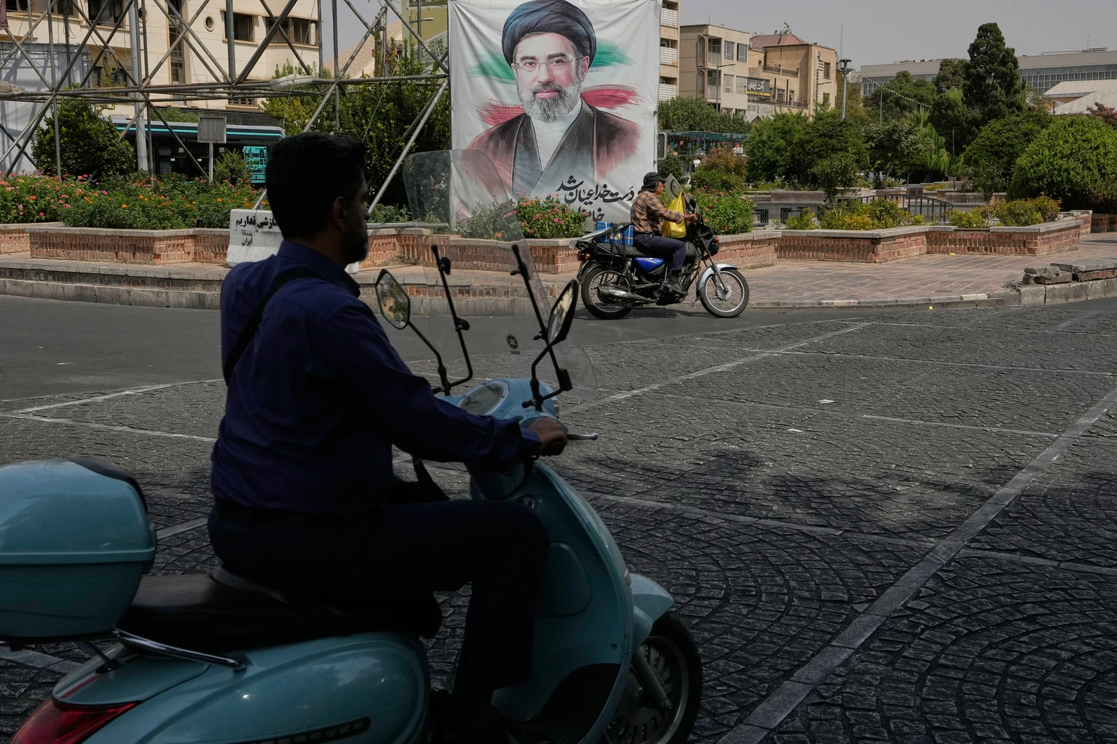 Iran’s warning: “severe consequences” for US military strikes