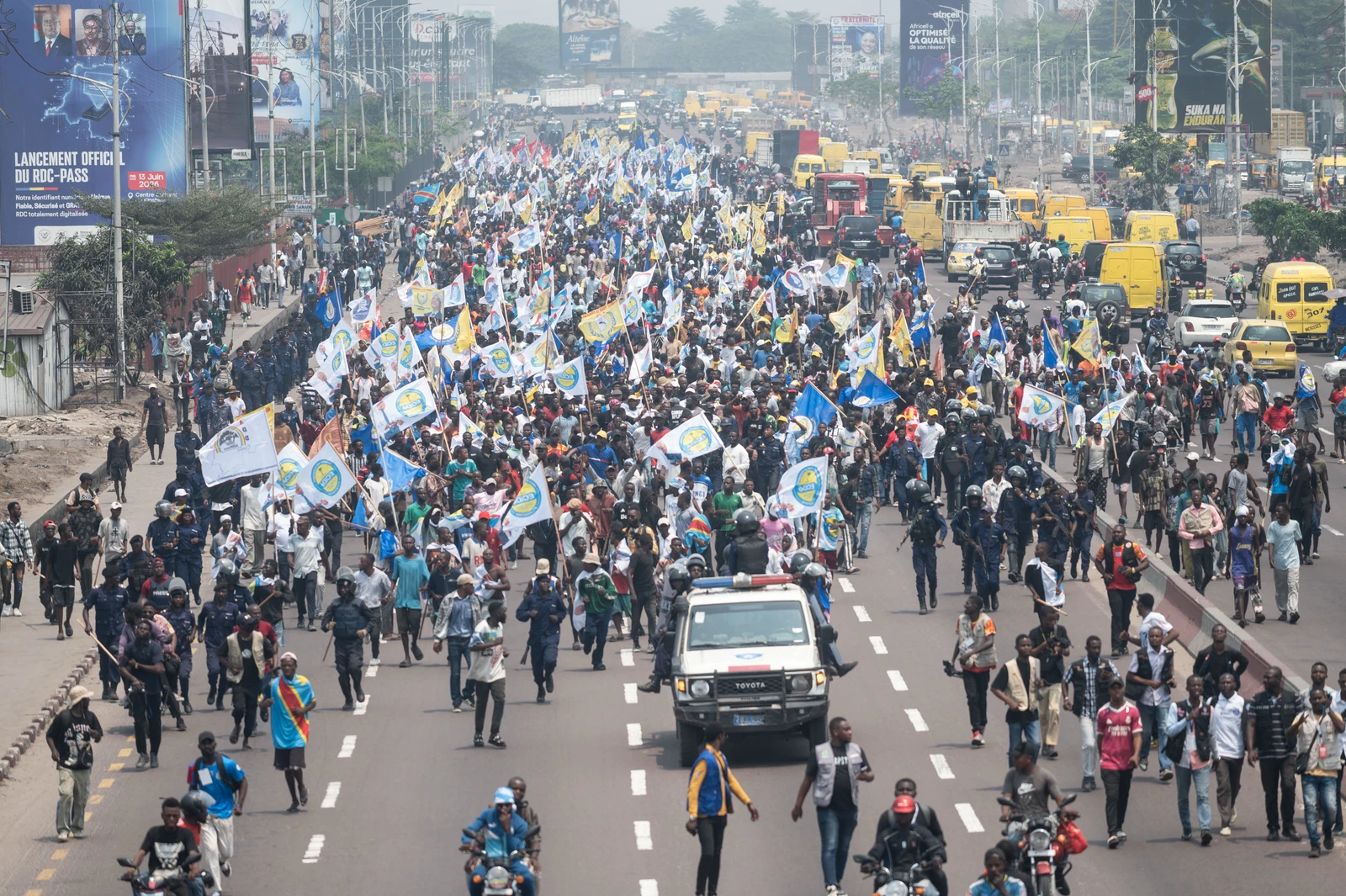 Police fire tear gas to break up Congo protests against constitutional changes