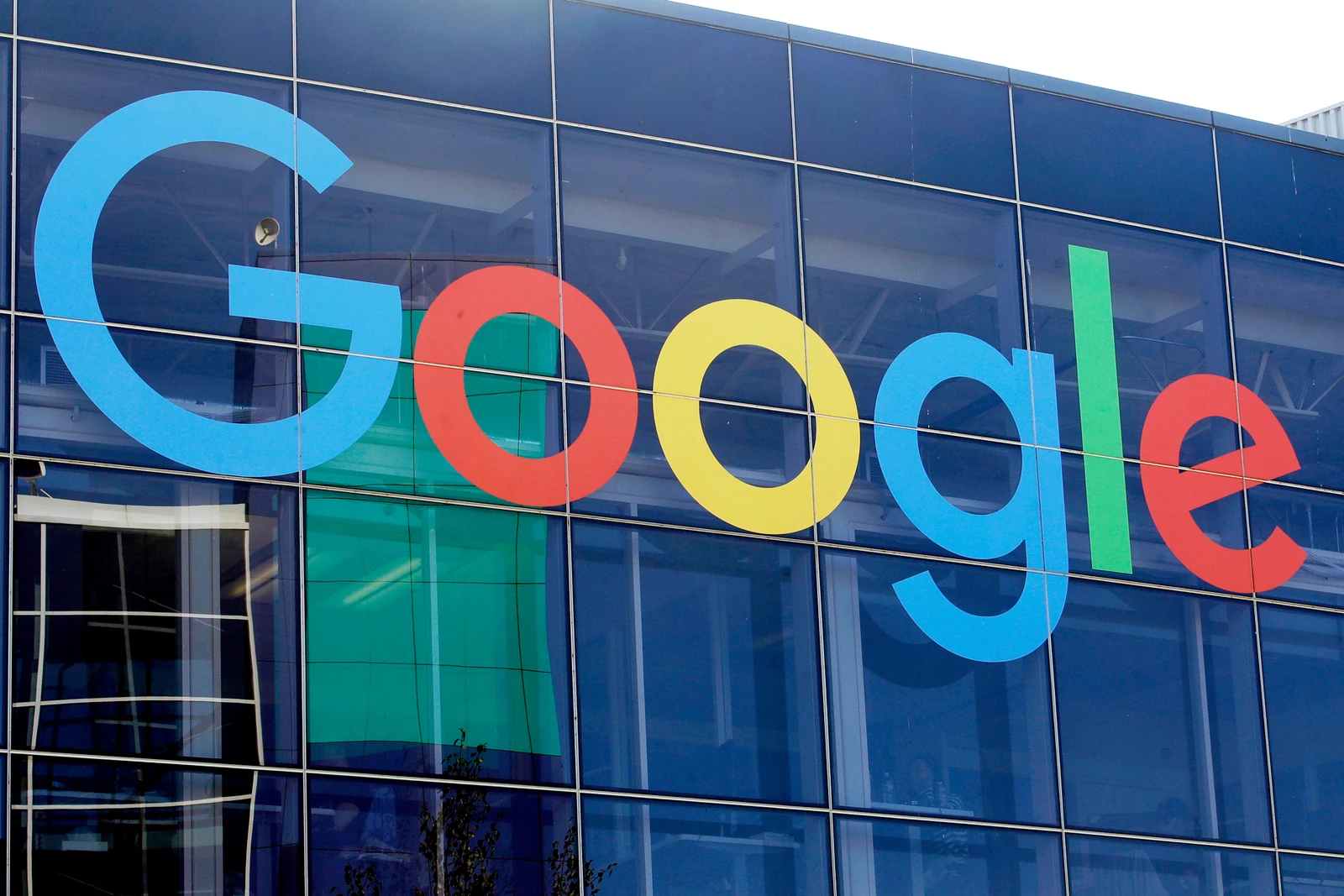 EU fines Google 403 mn euros for location data breach