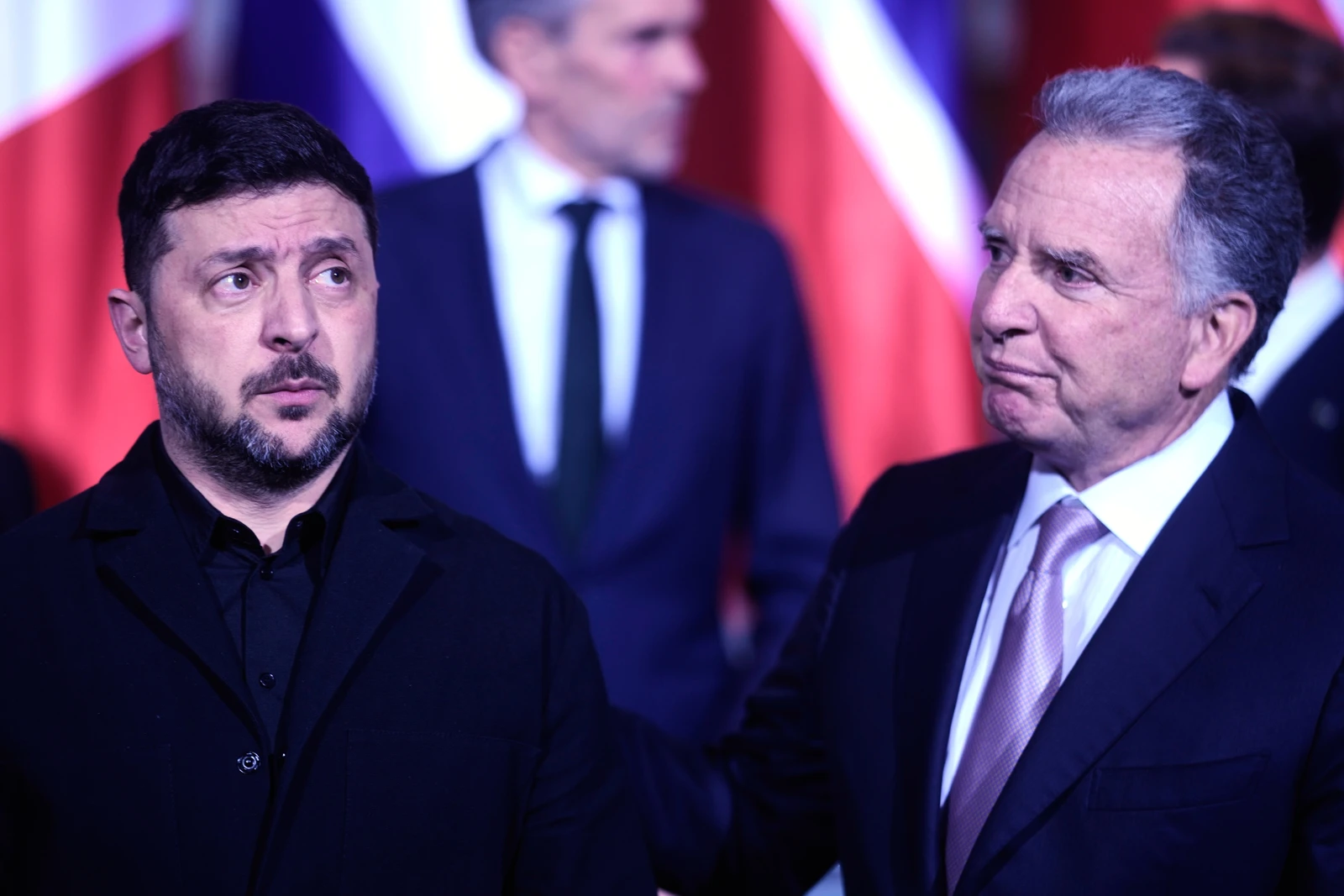 Ukraine offers Russia truce while Trump envoys visit Moscow, Kyiv